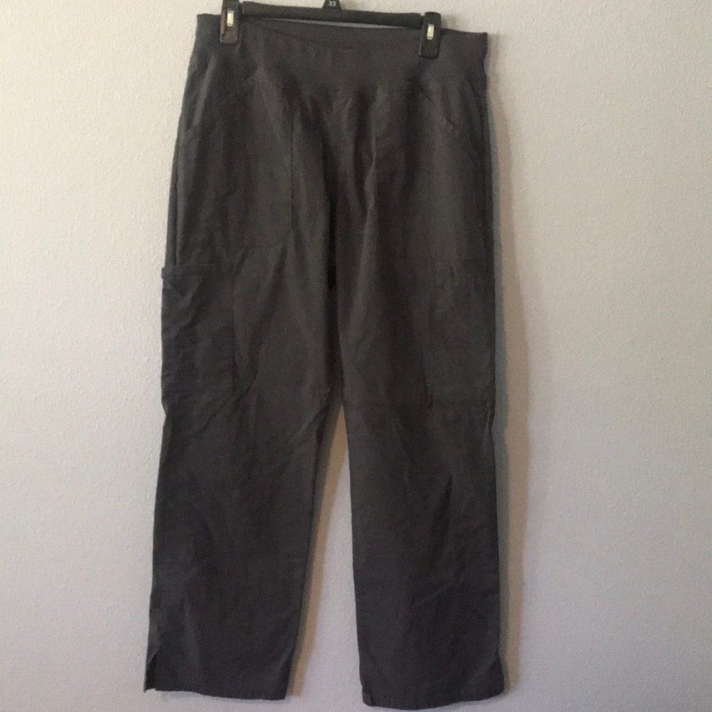 EUC Cherokee Gray Scrub pants M